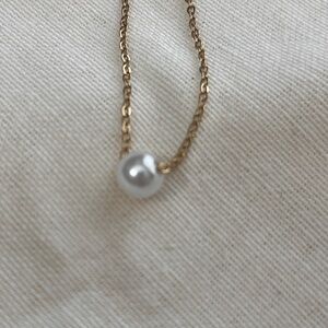 Ramla Gold Plated Chain Necklace with Pearl Accent